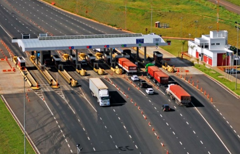 Tabela de frete é republicada pela ANTT e começa a valer  pedágio no cálculo do preço mínimo do transporte de carga